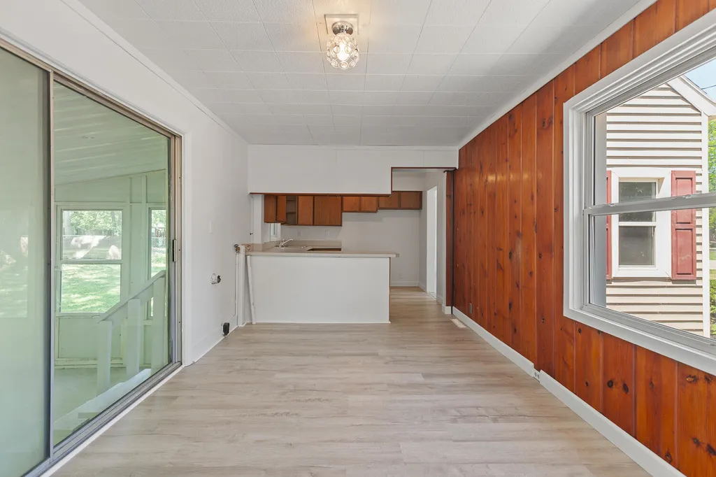 1055 Loren Road Adrian Township MI 49221