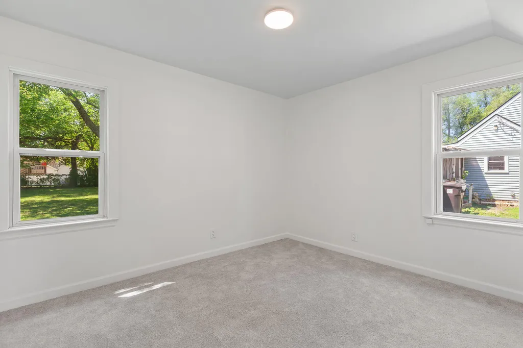 1055 Loren Road Adrian Township MI 49221