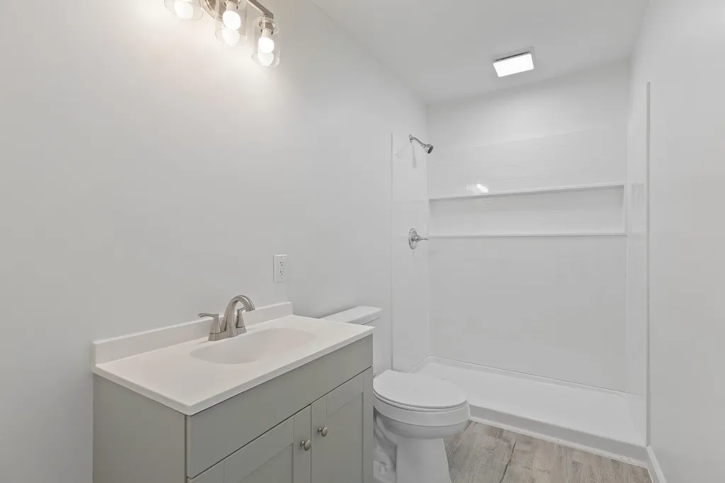 1055 Loren Road Adrian Township MI 49221