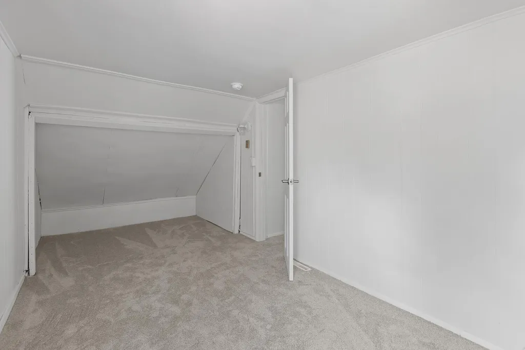 1055 Loren Road Adrian Township MI 49221