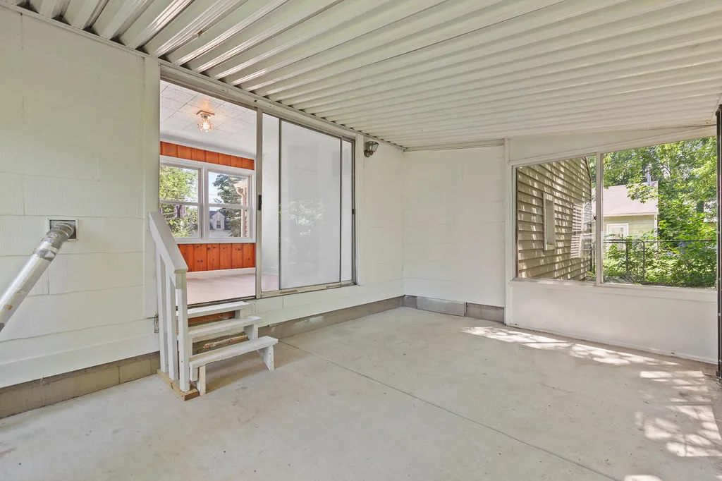 1055 Loren Road Adrian Township MI 49221