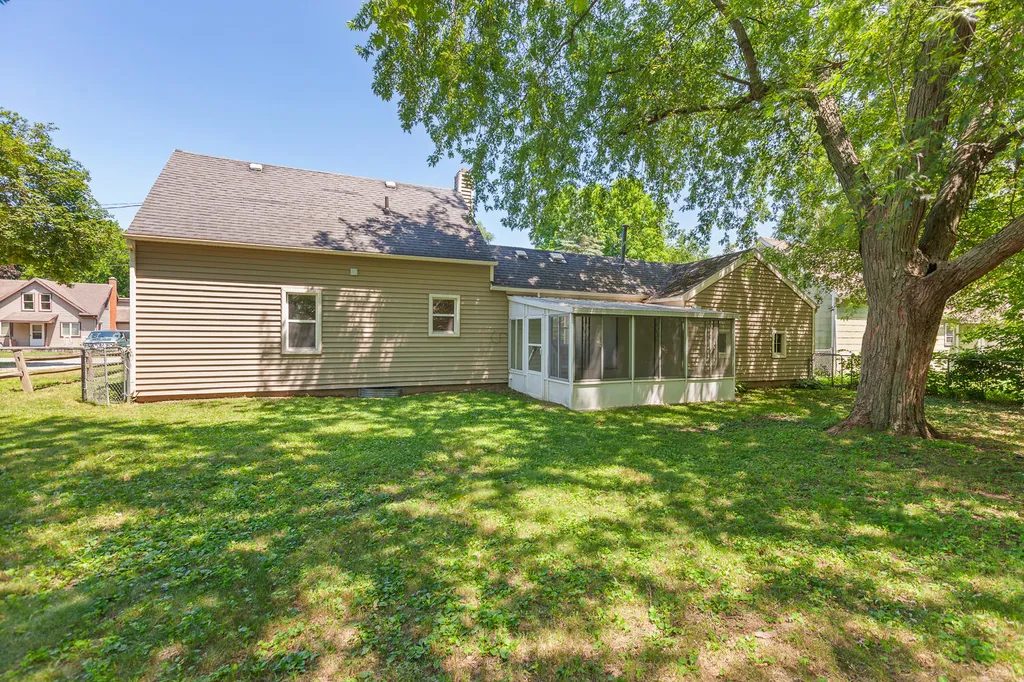 1055 Loren Road Adrian Township MI 49221