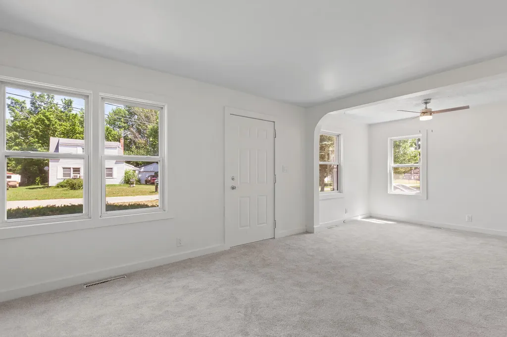 1055 Loren Road Adrian Township MI 49221