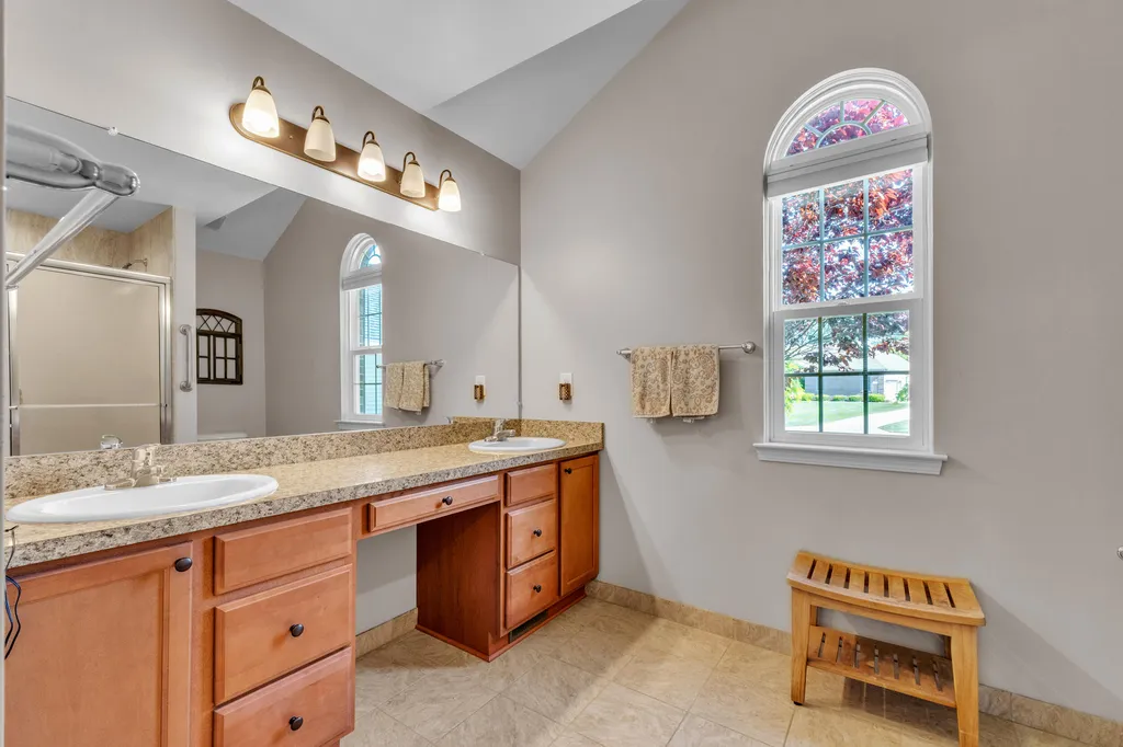 10359 Cobb Hollow Farm York Charter Township MI 48176
