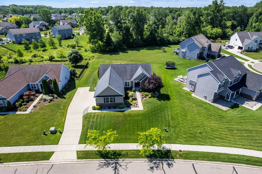 10359 Cobb Hollow Farm York Charter Township MI 48176