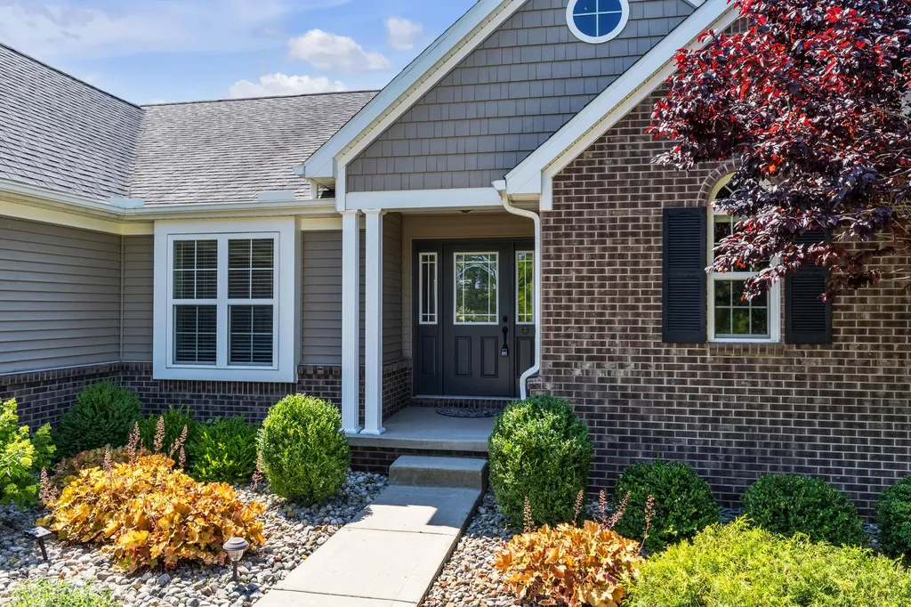 10359 Cobb Hollow Farm York Charter Township MI 48176
