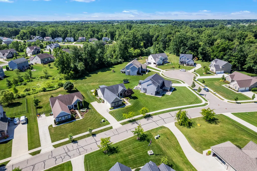10359 Cobb Hollow Farm York Charter Township MI 48176