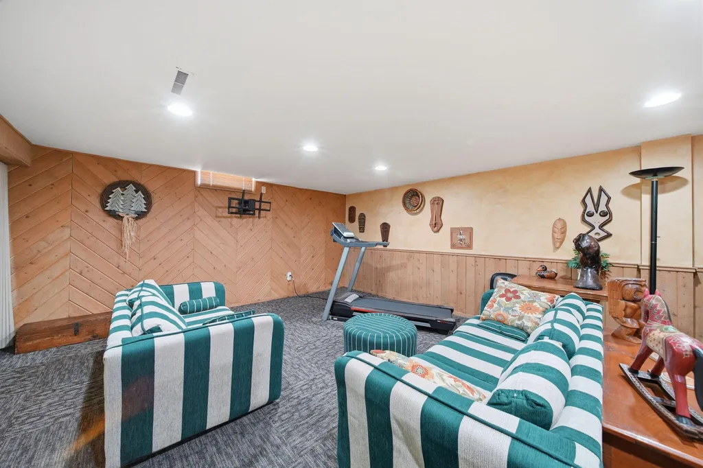 8745 Hawthorne Hills Drive Tecumseh Township MI 49286