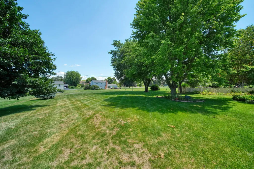 8745 Hawthorne Hills Drive Tecumseh Township MI 49286
