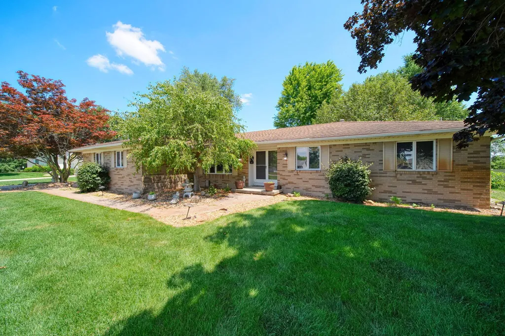 8745 Hawthorne Hills Drive Tecumseh Township MI 49286