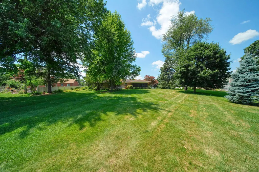 8745 Hawthorne Hills Drive Tecumseh Township MI 49286