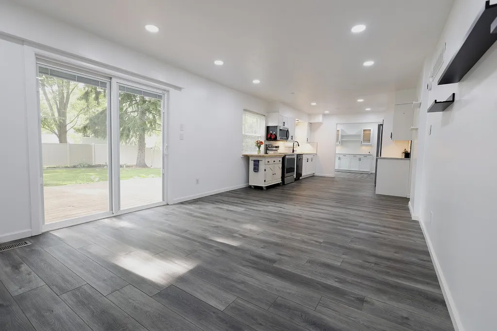 40 Colony Court Ypsilanti Charter Township MI 48197