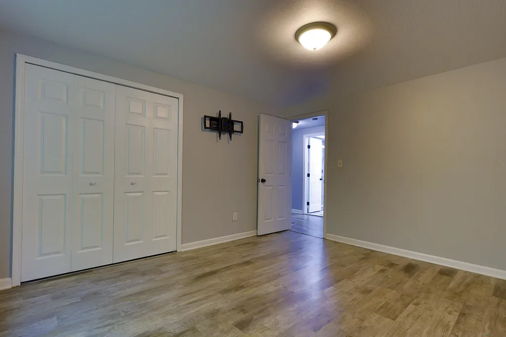 40 Colony Court Ypsilanti Charter Township MI 48197