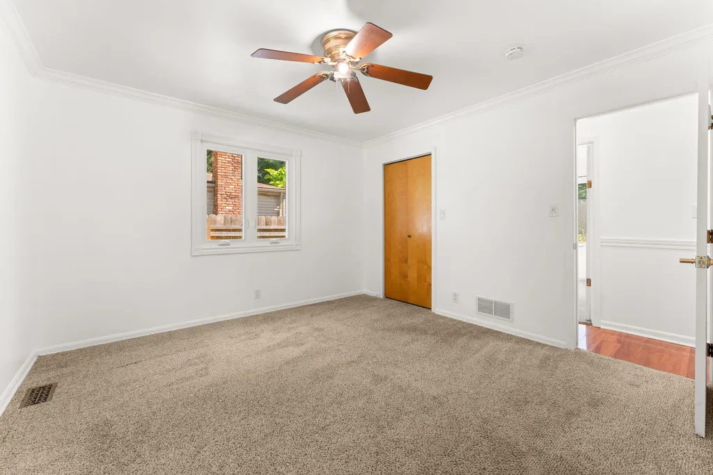 22475 Nancy Avenue Southfield City MI 48033