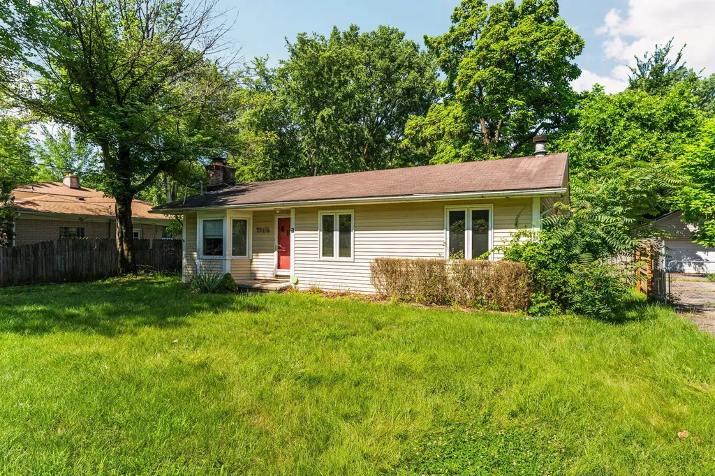 22475 Nancy Avenue Southfield City MI 48033