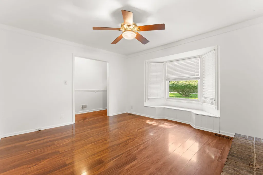 22475 Nancy Avenue Southfield City MI 48033