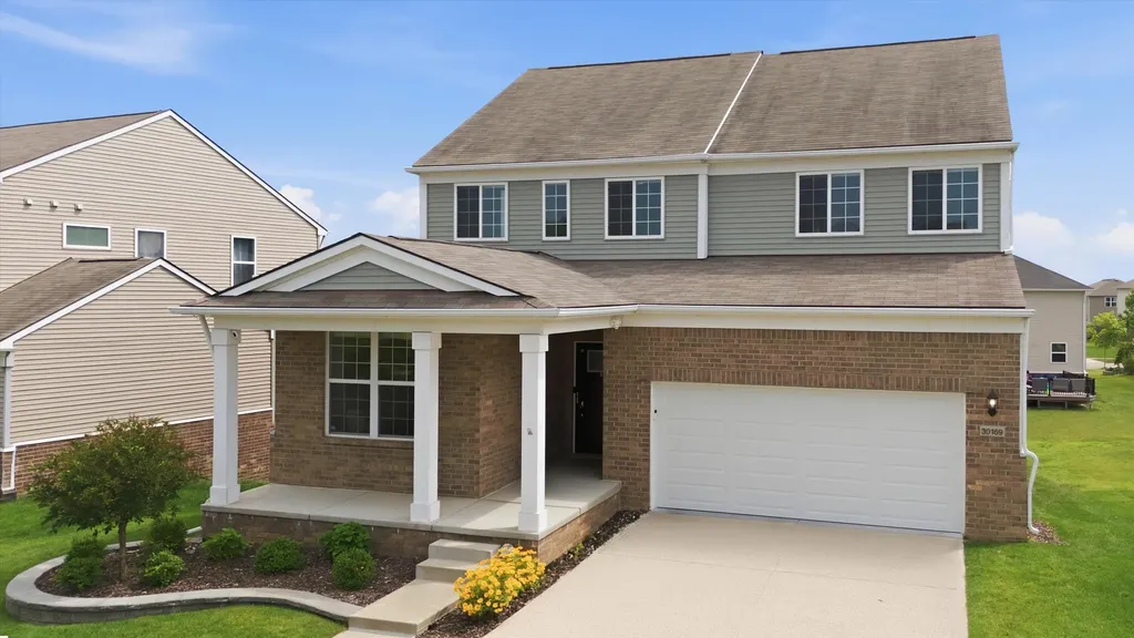 30169 Macintosh Lane Lyon Charter Township MI 48165