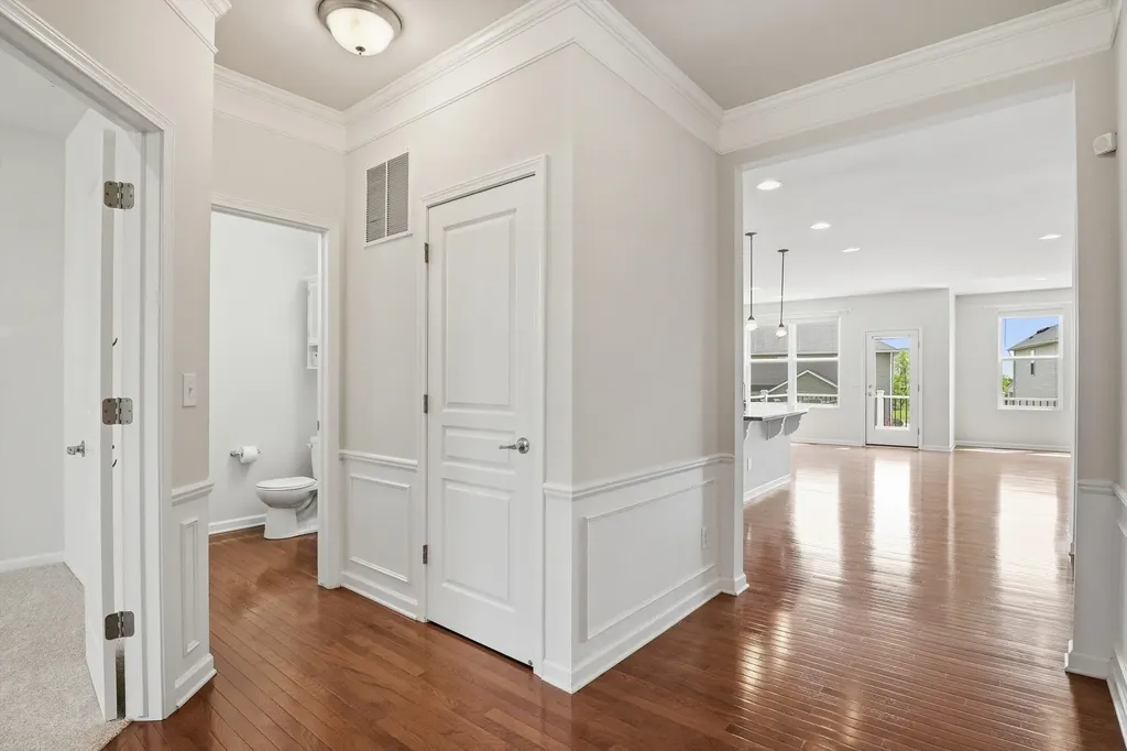 30169 Macintosh Lane Lyon Charter Township MI 48165