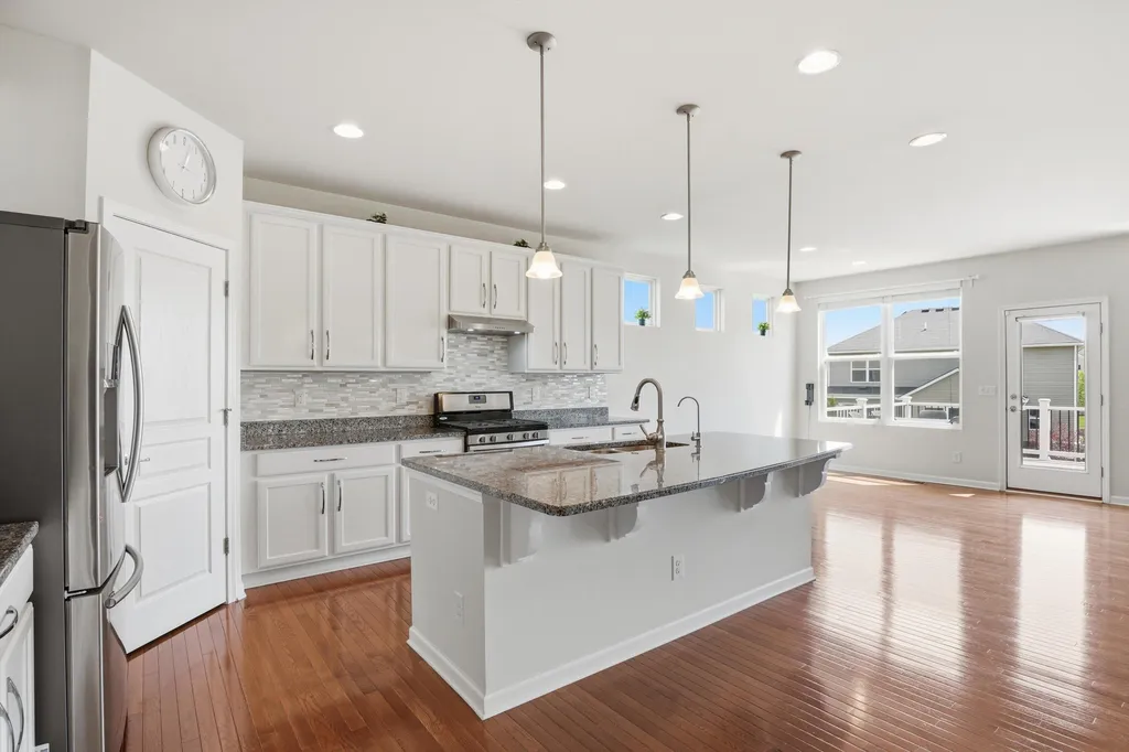 30169 Macintosh Lane Lyon Charter Township MI 48165