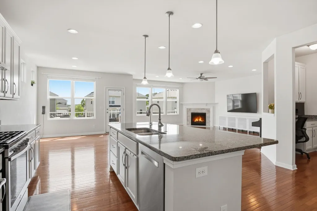 30169 Macintosh Lane Lyon Charter Township MI 48165