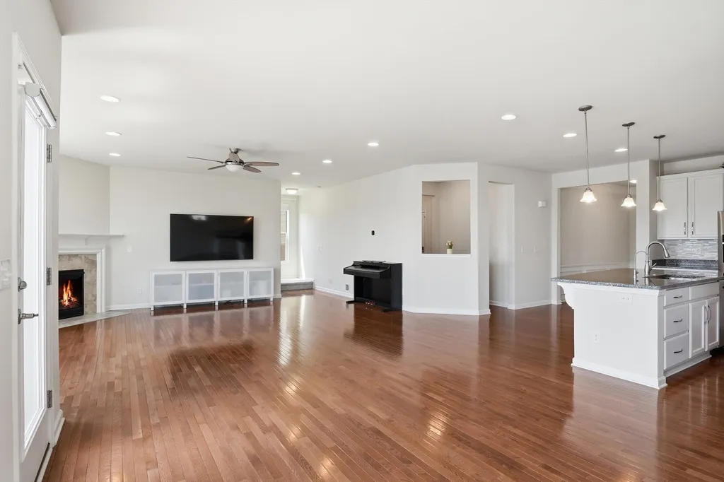 30169 Macintosh Lane Lyon Charter Township MI 48165