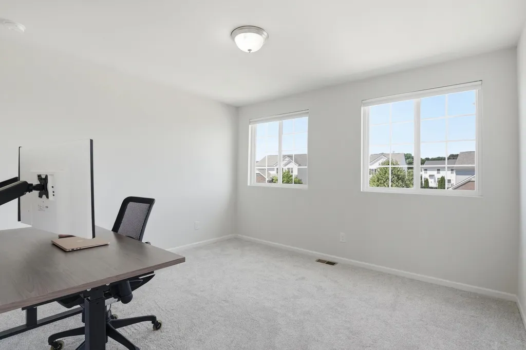 30169 Macintosh Lane Lyon Charter Township MI 48165