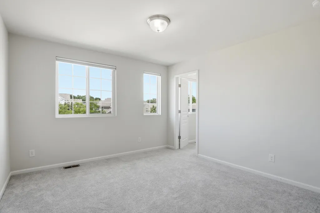 30169 Macintosh Lane Lyon Charter Township MI 48165