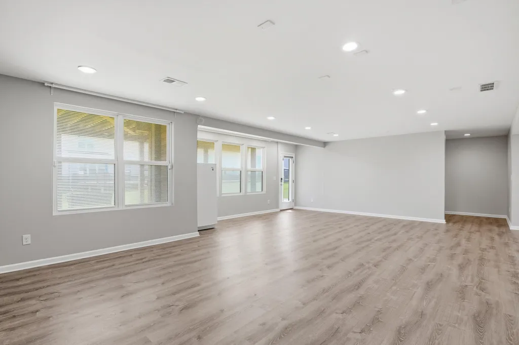 30169 Macintosh Lane Lyon Charter Township MI 48165