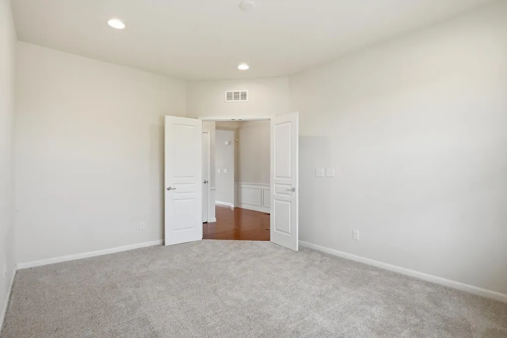 30169 Macintosh Lane Lyon Charter Township MI 48165