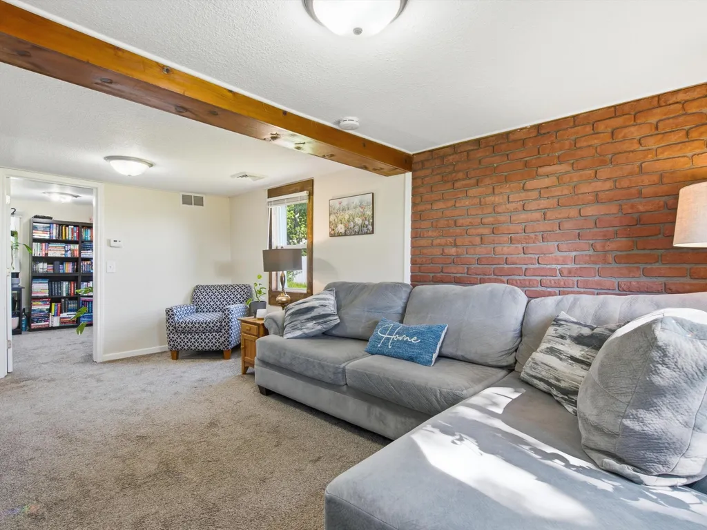 2411 Wadhams Road Kimball Township MI 48074