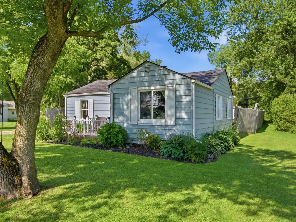 2411 Wadhams Road Kimball Township MI 48074