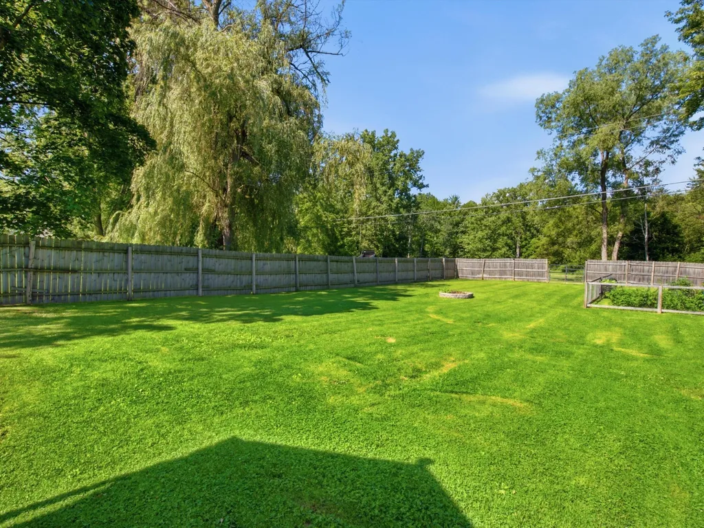 2411 Wadhams Road Kimball Township MI 48074