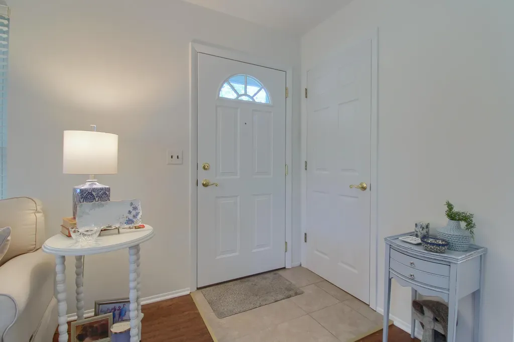 44507 N Umberland Circle Canton Charter Township MI 48187