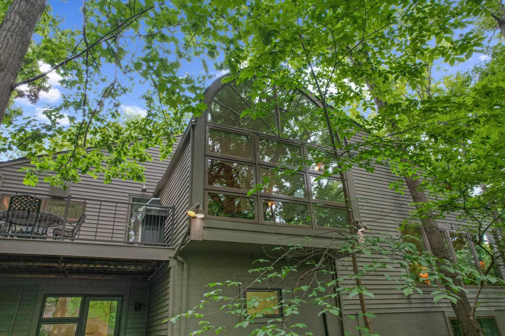 815 Green Road Ann Arbor City MI 48105