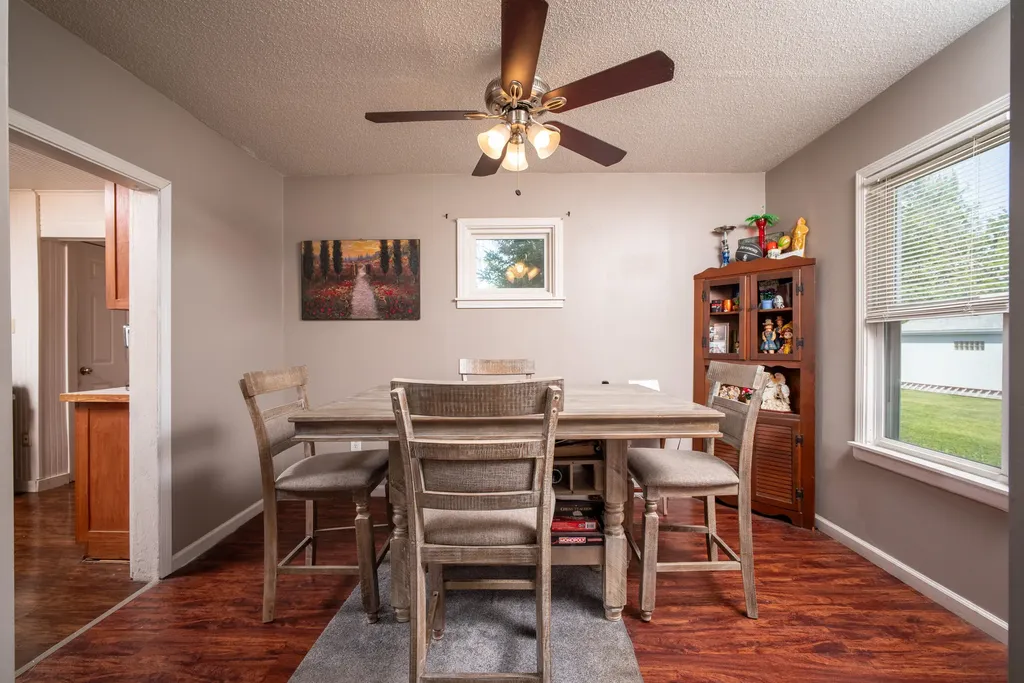 28760 Victor Street Roseville City MI 48066