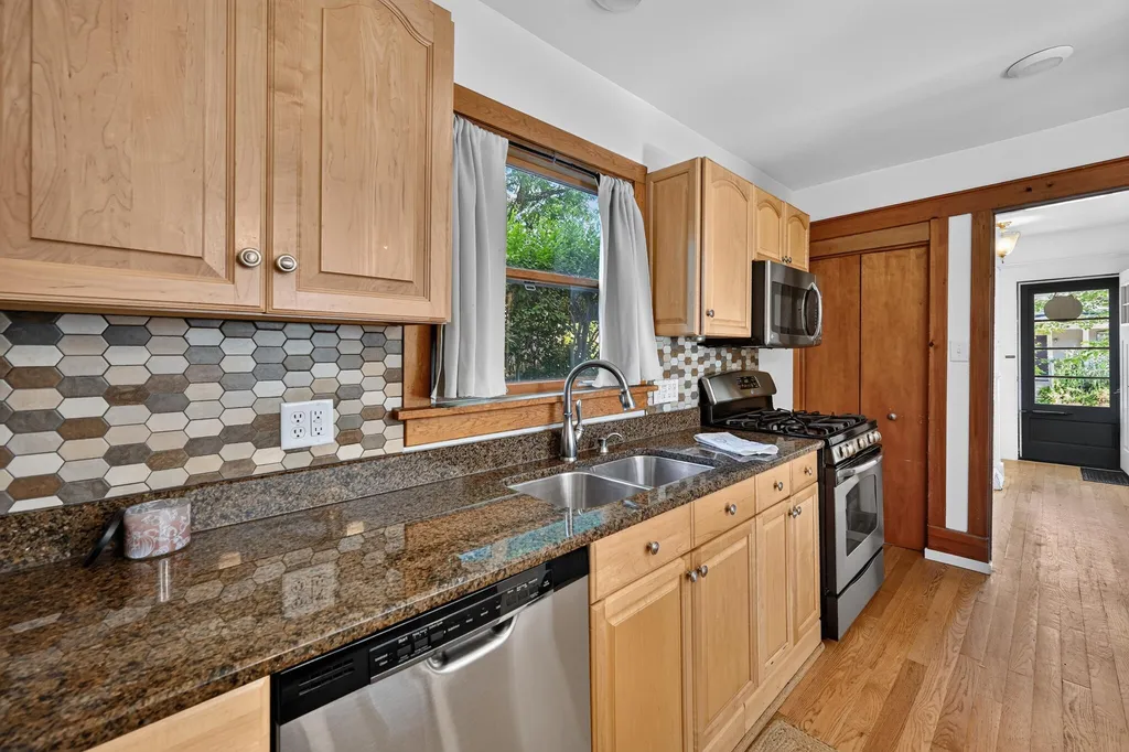 207 W Jefferson Street Ann Arbor City MI 48103