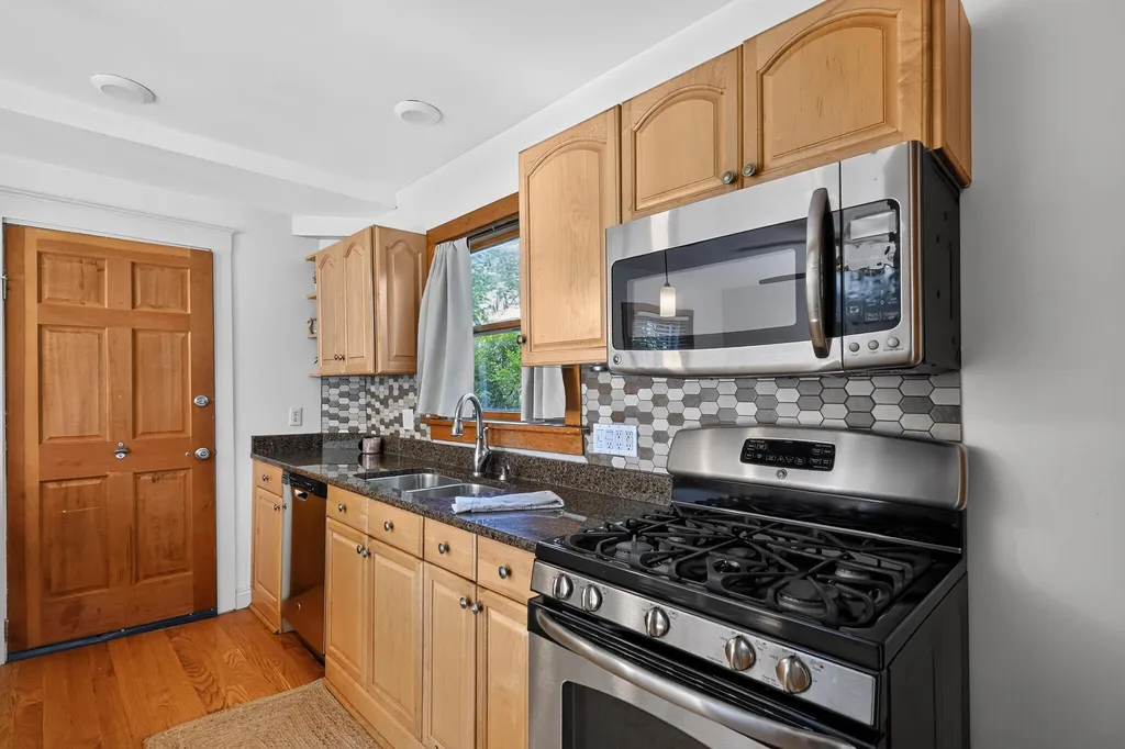 207 W Jefferson Street Ann Arbor City MI 48103