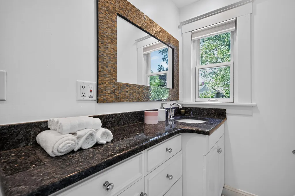 207 W Jefferson Street Ann Arbor City MI 48103