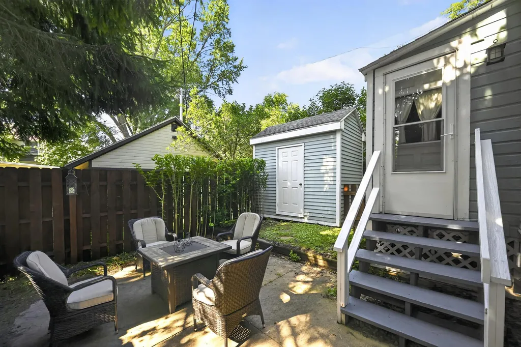 207 W Jefferson Street Ann Arbor City MI 48103