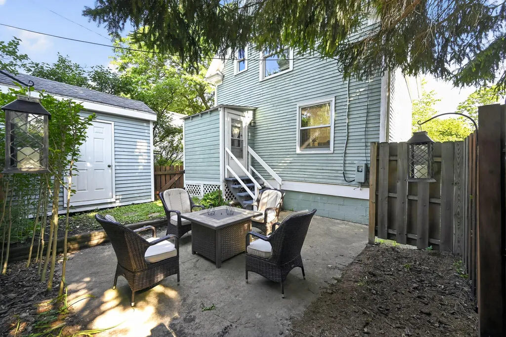 207 W Jefferson Street Ann Arbor City MI 48103
