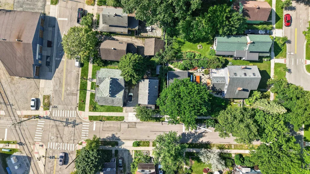 207 W Jefferson Street Ann Arbor City MI 48103
