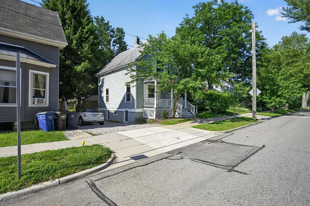 207 W Jefferson Street Ann Arbor City MI 48103
