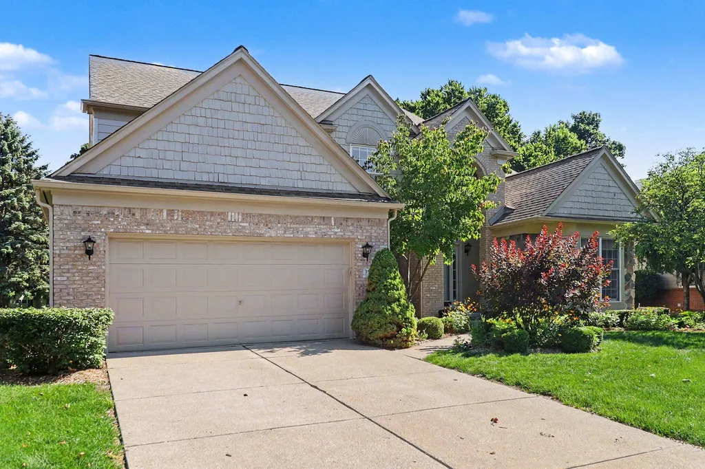 39728 Dun Rovin Drive Northville Township MI 48168