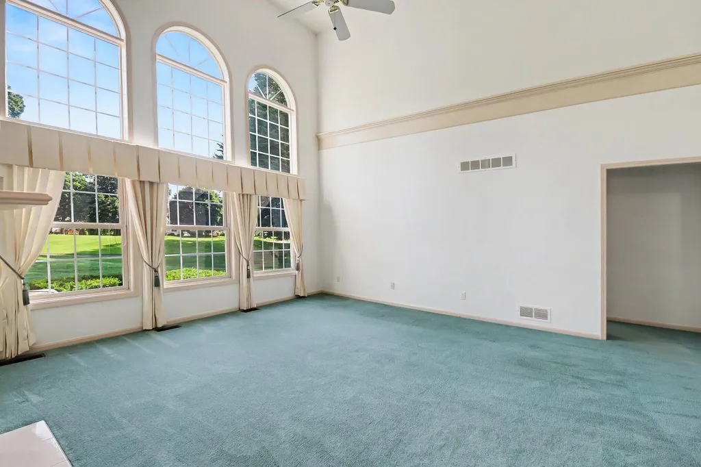 39728 Dun Rovin Drive Northville Township MI 48168