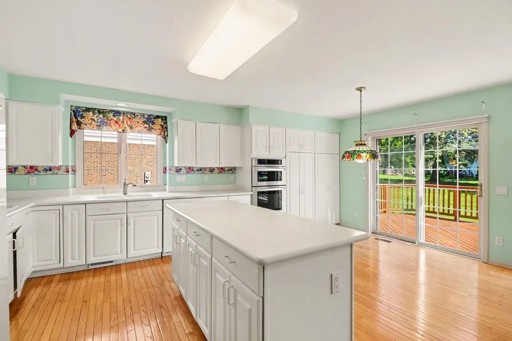 39728 Dun Rovin Drive Northville Township MI 48168