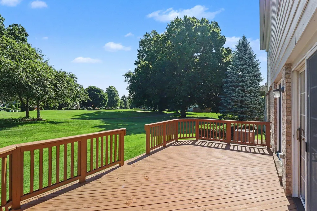 39728 Dun Rovin Drive Northville Township MI 48168