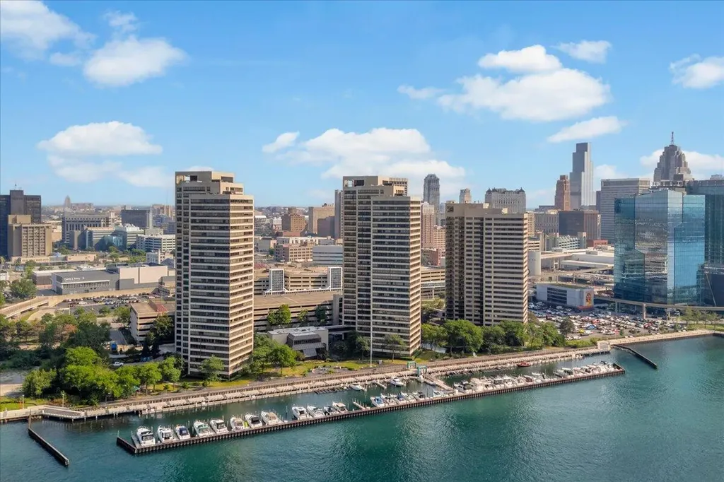 1001 W Jefferson Avenue Detroit City MI 48226