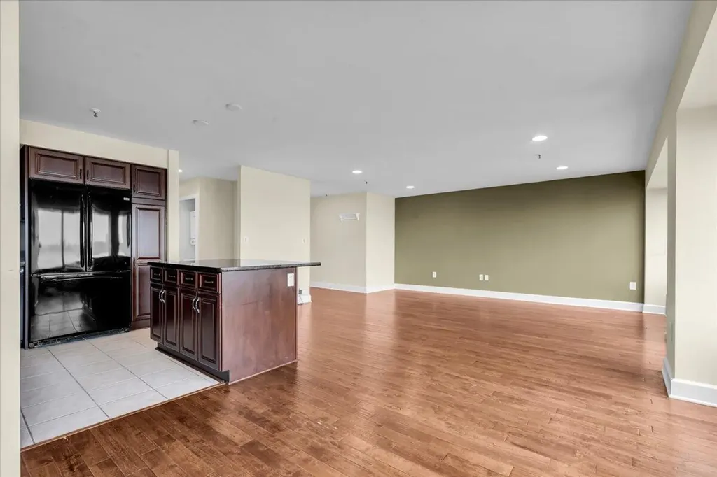 1001 W Jefferson Avenue Detroit City MI 48226