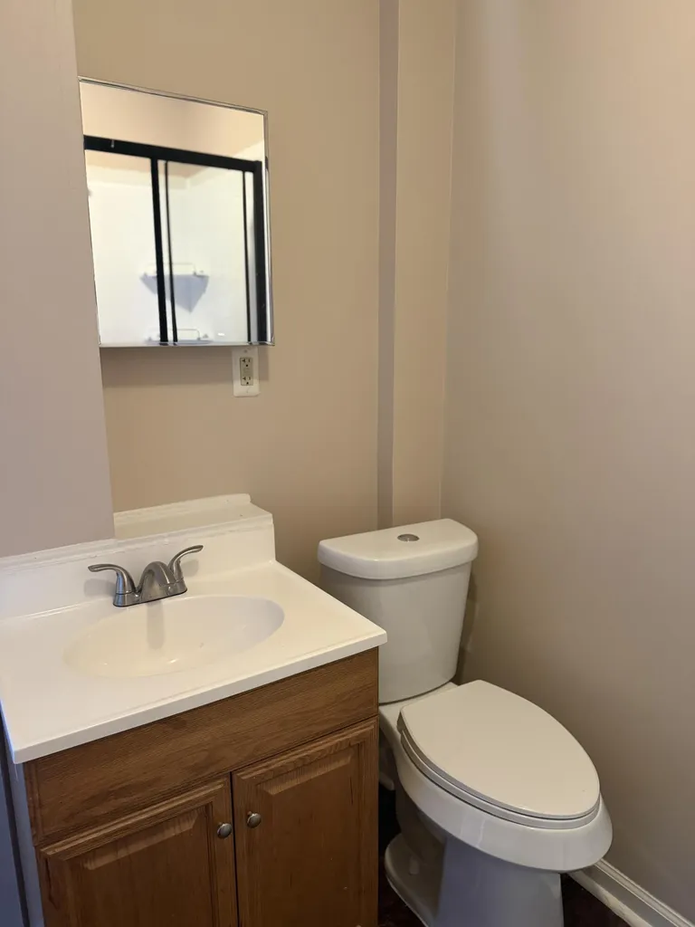 1422 E Granet Avenue Oakland Charter Township MI 48030