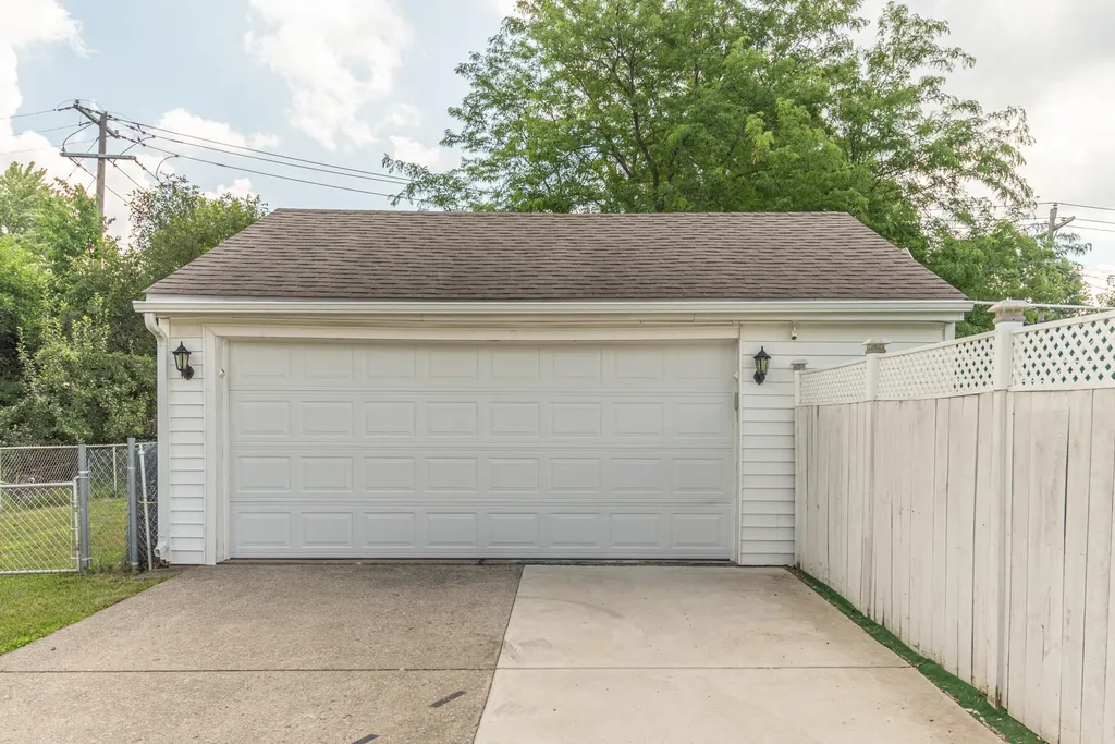 1705 Smith Avenue Ypsilanti Charter Township MI 48198